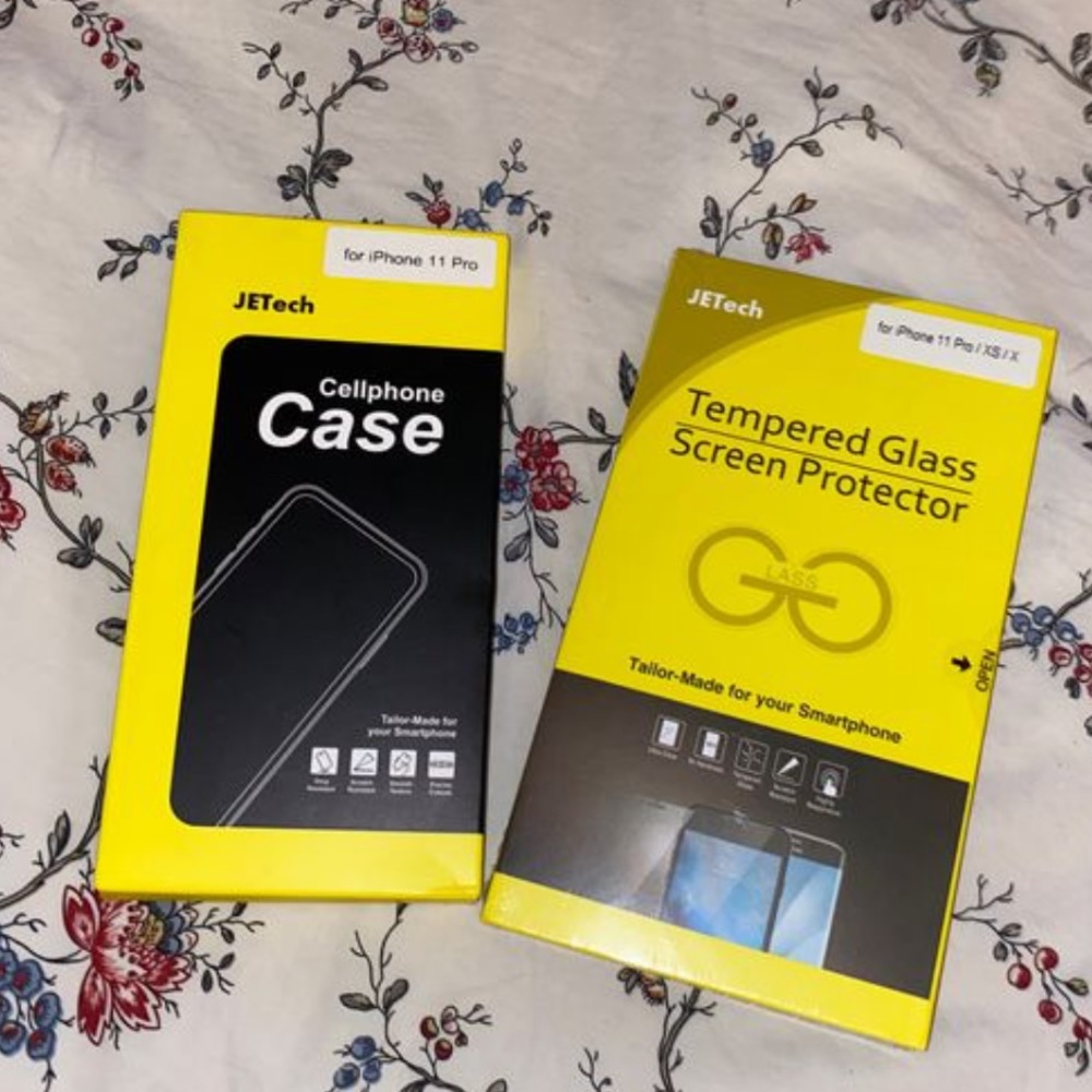 iPhone 11 Pro Max Case & iPhone Screen protector